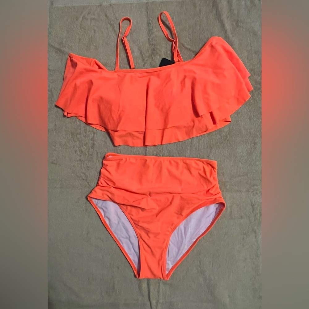 Vibrant Bikini Set - Picture 2 of 13